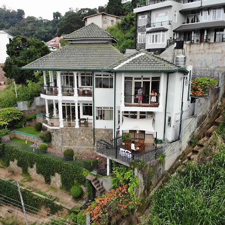 36 Bed & Breakfast Kandy Esterno foto