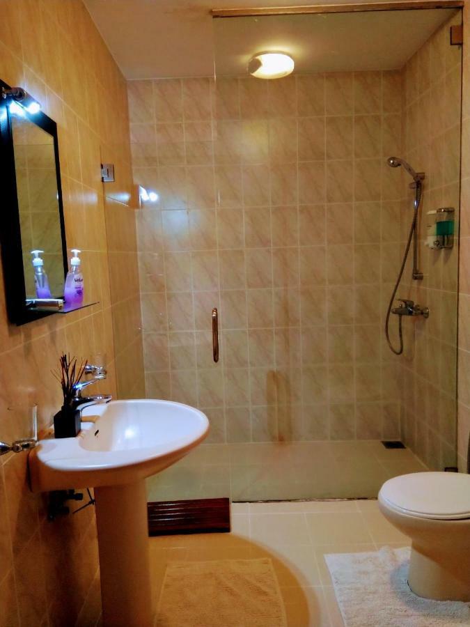 36 Bed & Breakfast Kandy Esterno foto