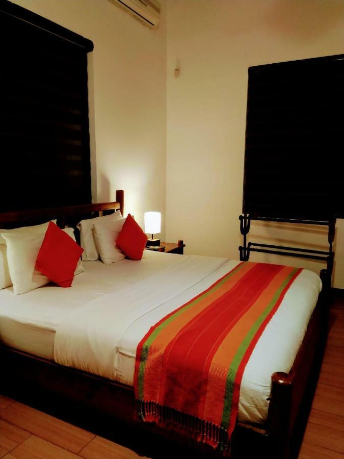 36 Bed & Breakfast Kandy Esterno foto